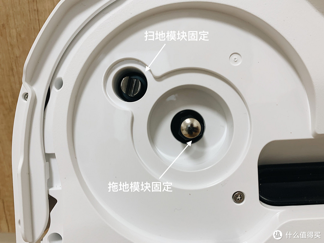 自动洗拖布的云鲸J1拖地机器人真的实用吗？石头T6、iRobot 380对比