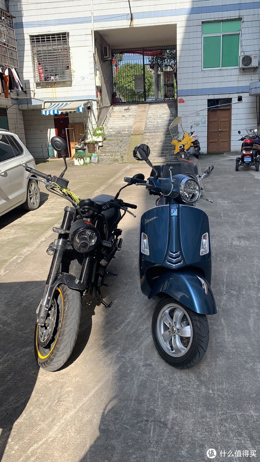 简单粗暴，昨天突然买了一台vespa gtv 300