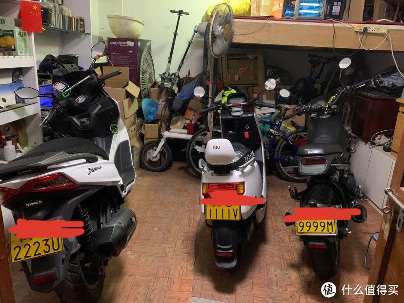 简单粗暴，昨天突然买了一台vespa gtv 300