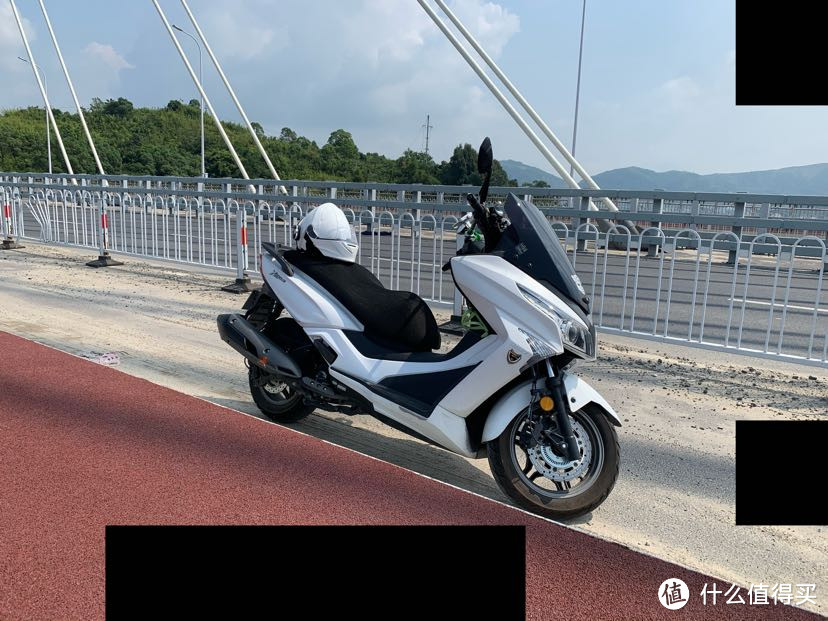 简单粗暴，昨天突然买了一台vespa gtv 300