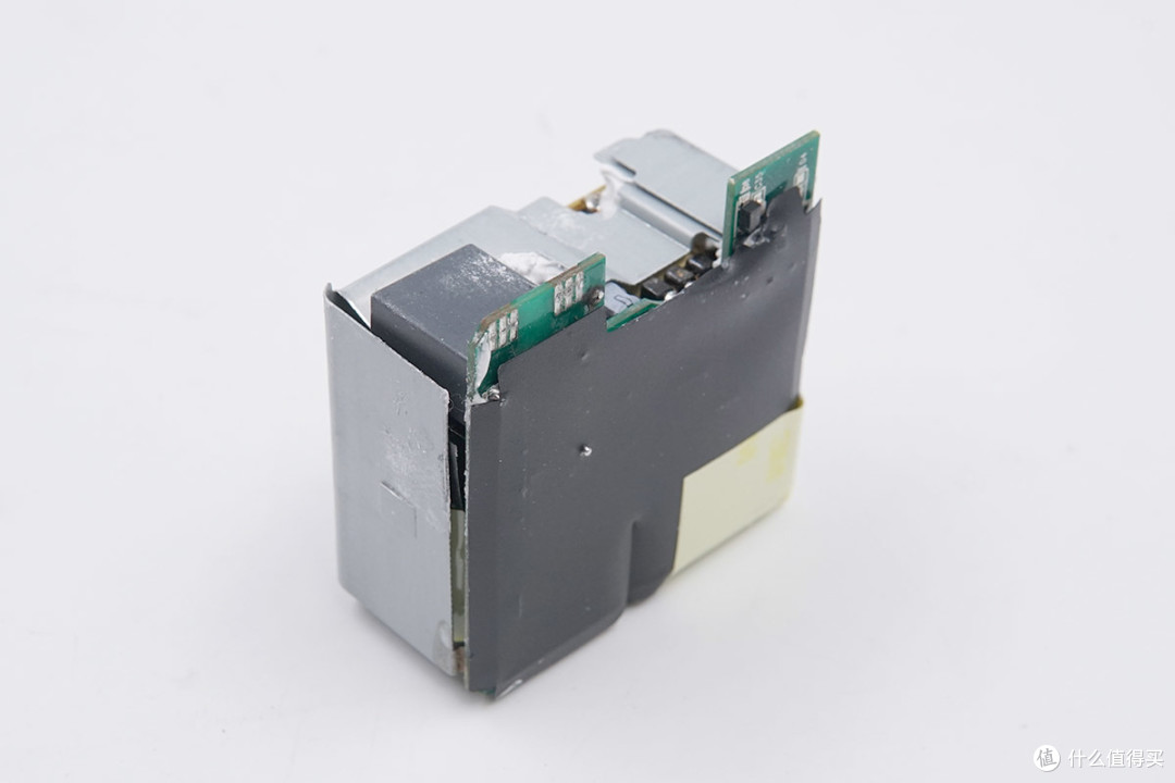 拆解报告：Lenovo联想YOGA 65W USB PD快充充电器YG65