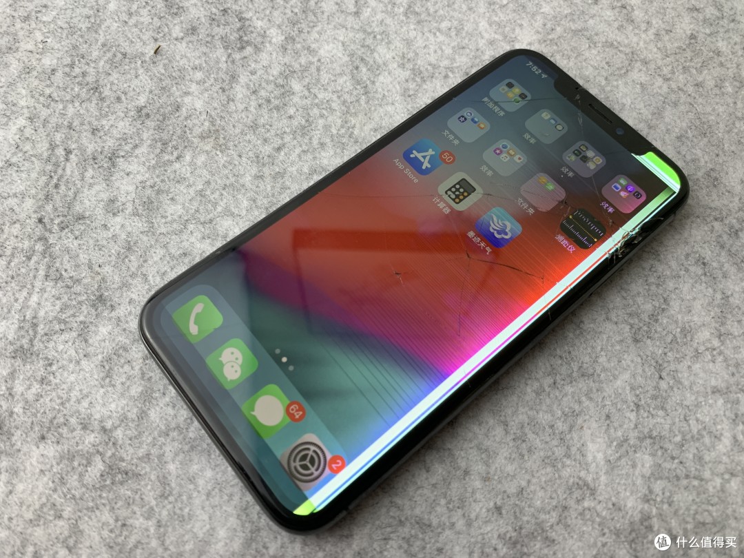 iPhone X粉碎后，小白级自助换屏攻略，省回一顿大餐钱