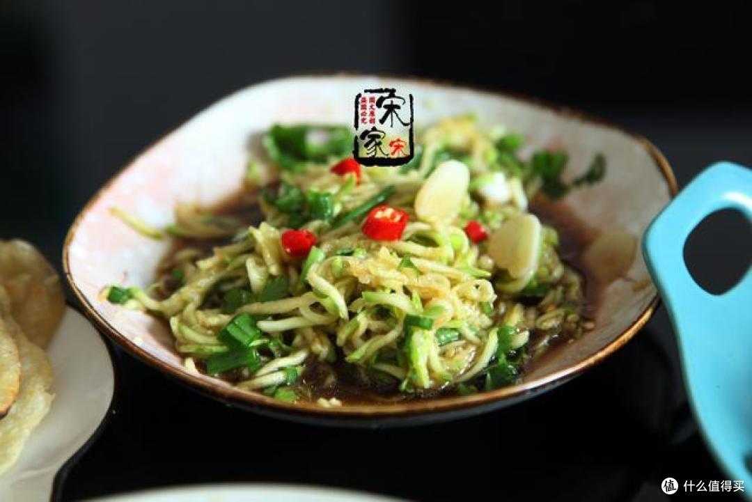 午餐在家做,3菜2主食,我和老公吃到撑,成本不到30元,实惠吗?