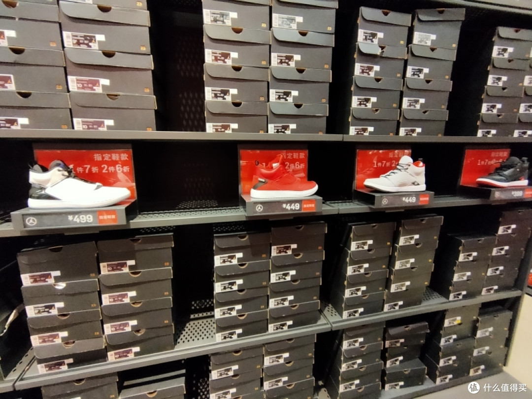 来逛逛疫情期间的NIKE折扣店！北京斯普瑞斯奥特莱斯一日游