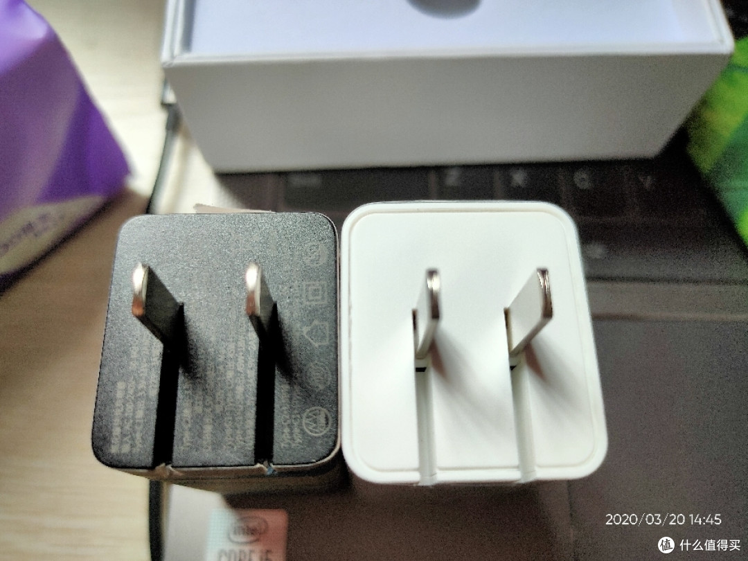 倍思和毕亚兹氮化镓65WPD充电器，半斤八两的氮化镓兄弟俩？