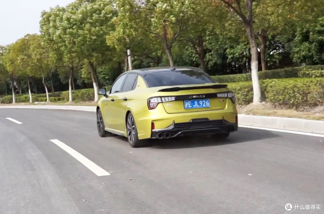 评车场No83：极致性能车？男生女生眼中的领克03+有何异同？