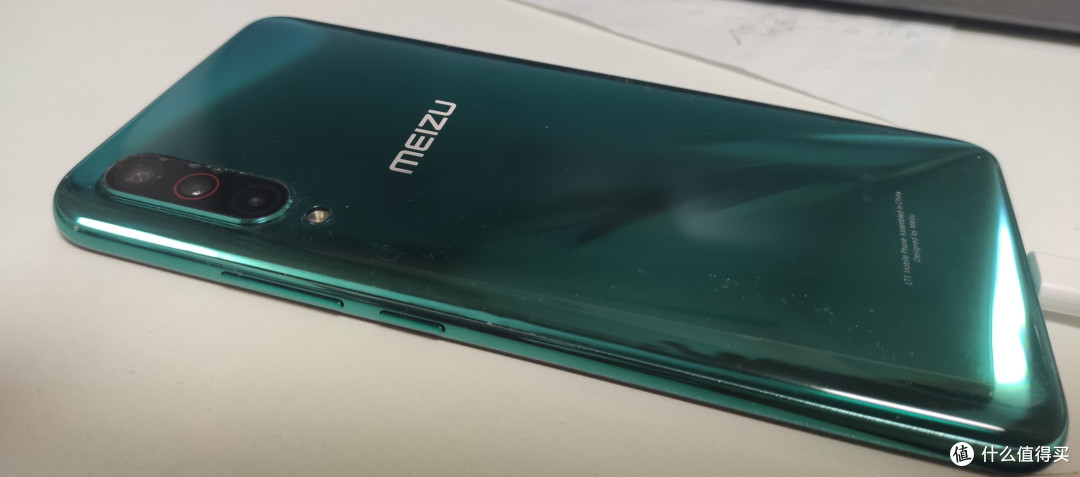 魅族16T背面