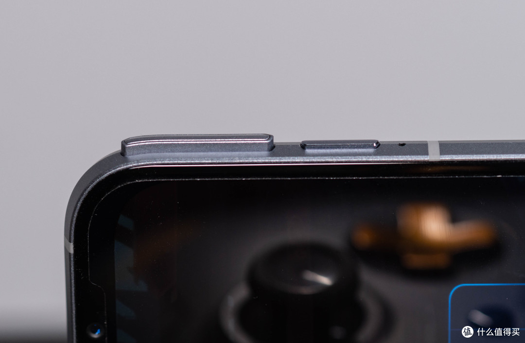 轻度游戏玩家体验黑鲨3PRO---解毒or劝败?