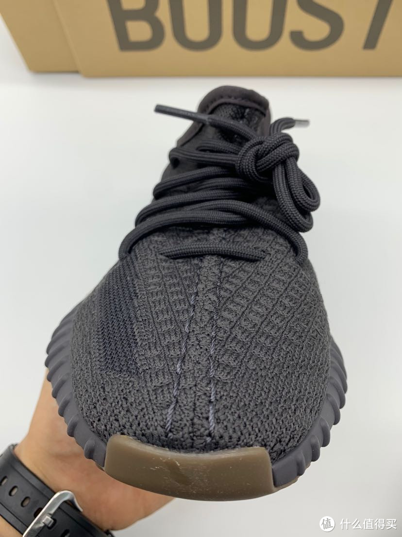 阿迪小程序首次中鞋 Yeezy 350v2黑生胶简单开箱