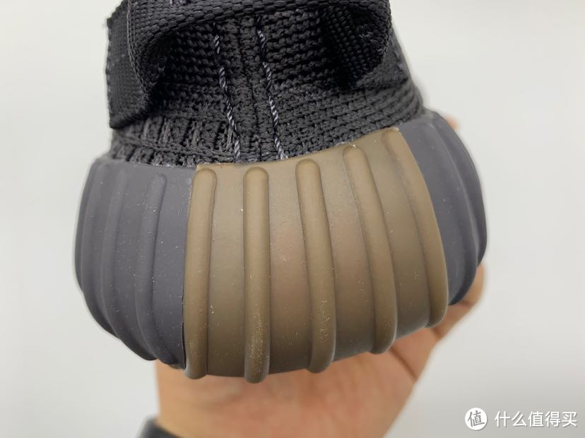 阿迪小程序首次中鞋 Yeezy 350v2黑生胶简单开箱