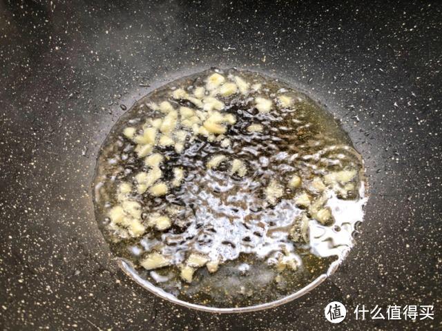 它是蔬菜之王,胡萝卜素是花菜的30倍,热量超低,想瘦身就吃它