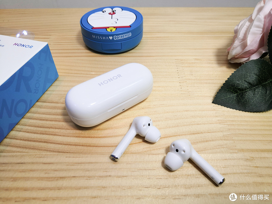 荣耀FlyPods 3 真无线耳机,让你摆脱外界嘈杂环境