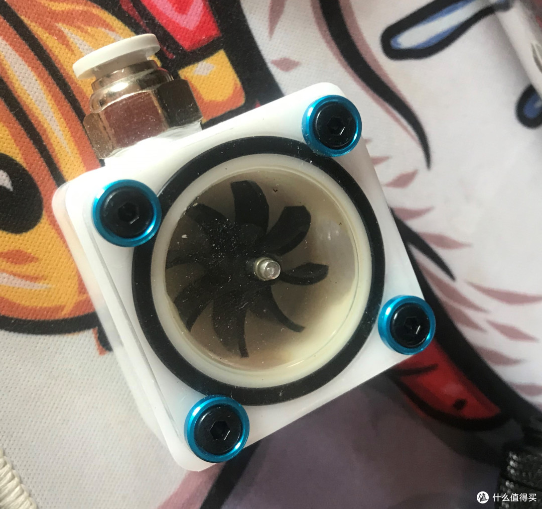 大男孩的快乐 —— 自用电脑桌面diy