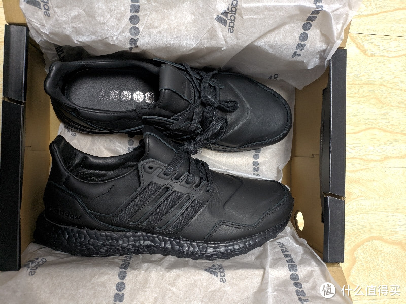 人到中年皮一下~生日晒UltraBOOST leath