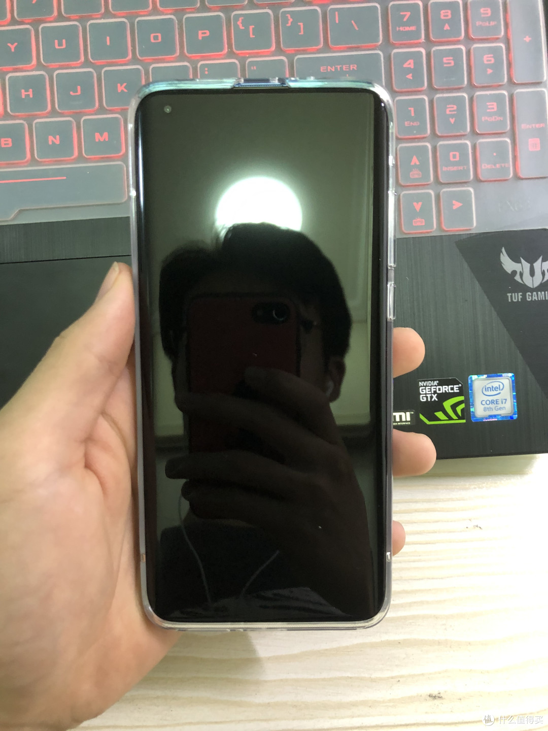 戴上手机壳的米10