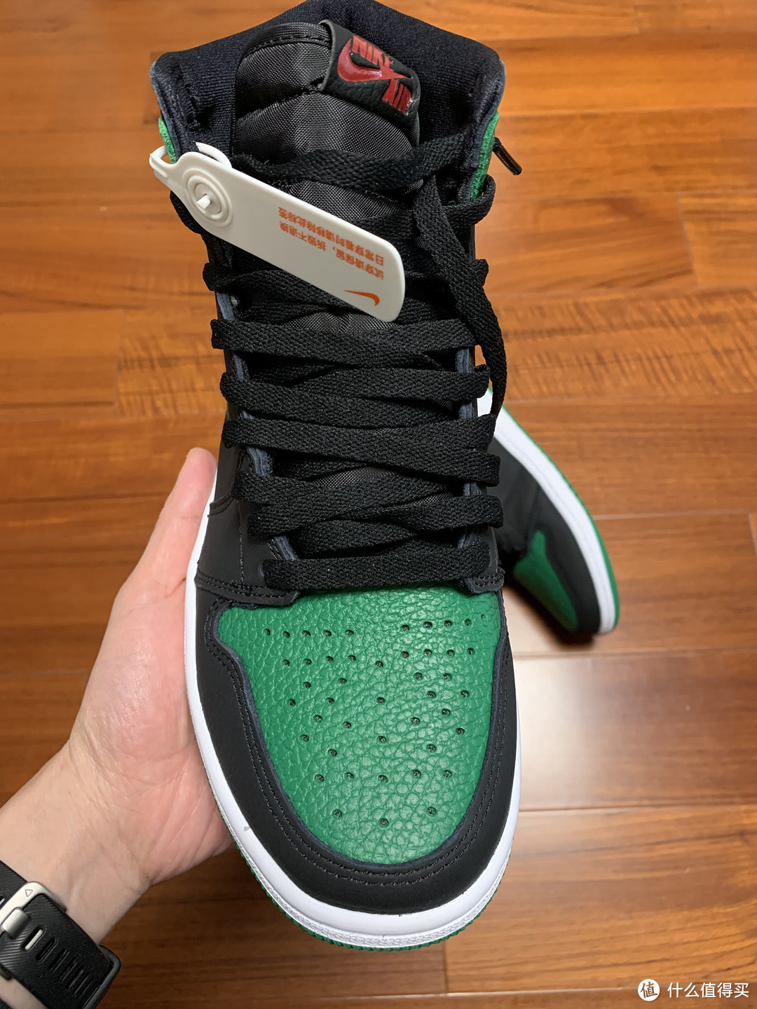 实惠之选， Air Jordan 1 黑绿 OG  Pine Green，附加穿搭建议