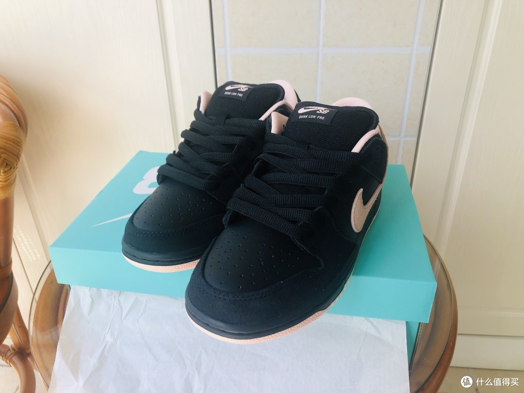 你不经意的粉,刚好是我喜欢的样子--NIKE DUNK SB 黑粉