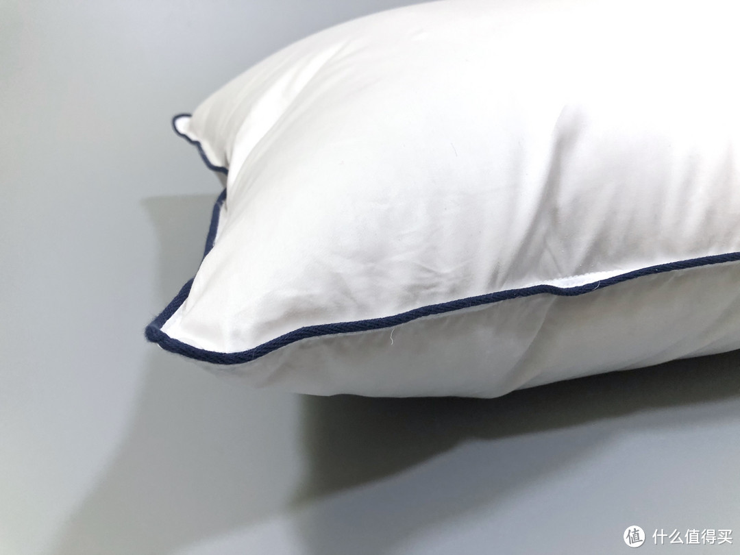 寝具开发者眼中的好枕头是什么样子？4款千元级羽绒枕横评