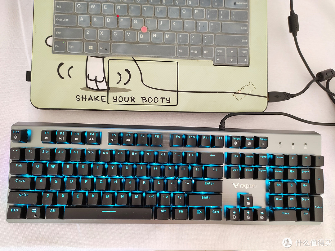 极致手感，酷炫灯光，让你爱上码字-雷柏V530机械键盘