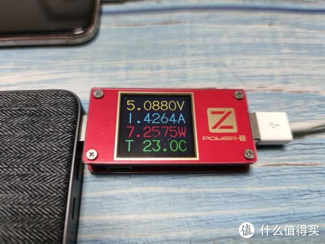 小米生态链推出果粉专属，ZMI 移动电源10000mAh苹果尊享版