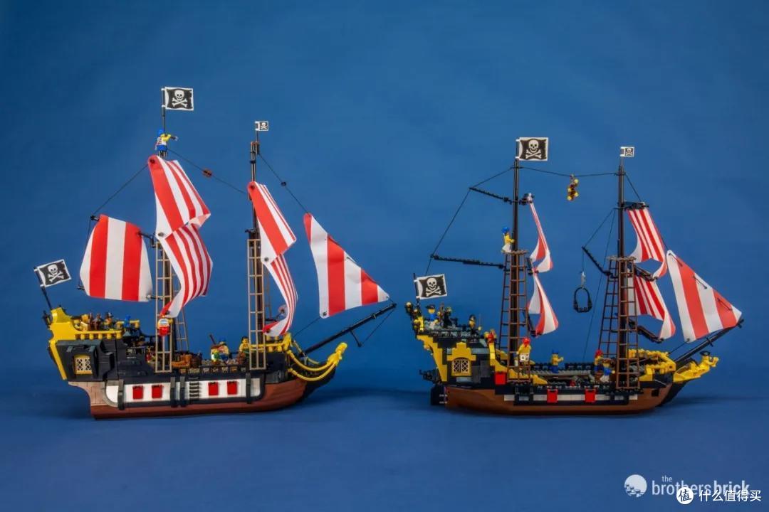 左:21322海盗湾  右:10040黑海梭鱼号