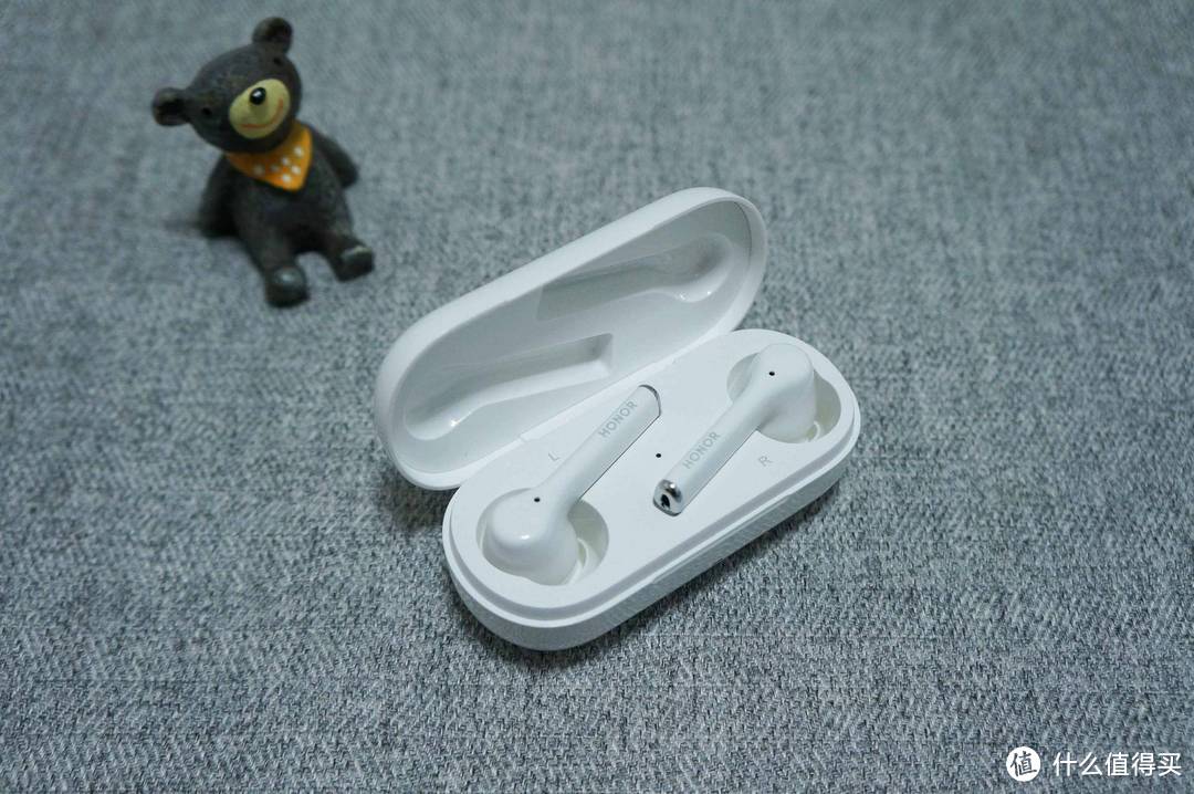 荣耀FlyPods3真无线蓝牙耳机,降噪到底如何?