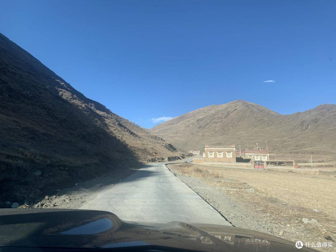 川西又一观景平台，看贡嘎折多青绕雅拉连成排