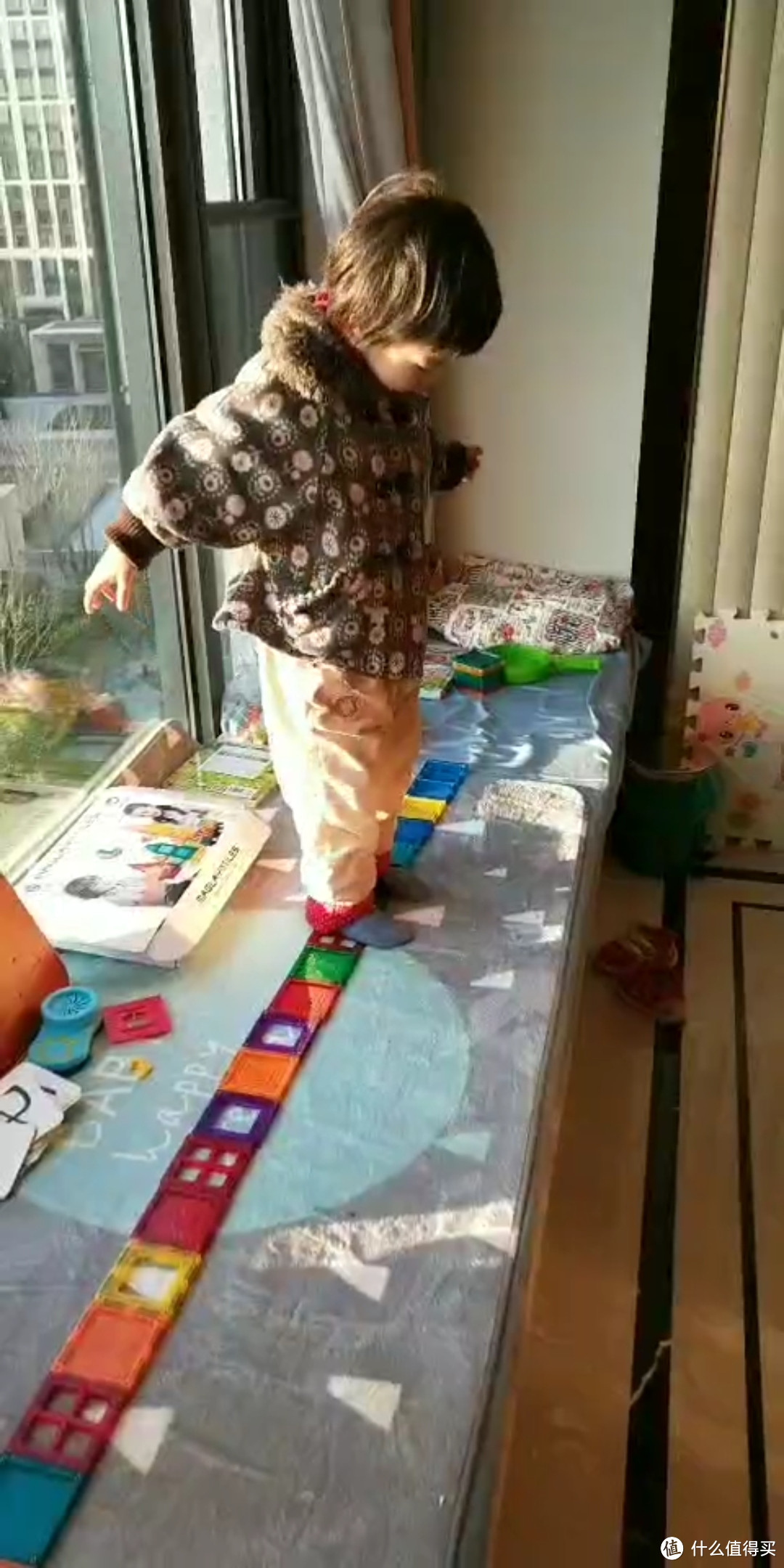 彩窗磁力片的一千种玩法~老母亲陪玩
