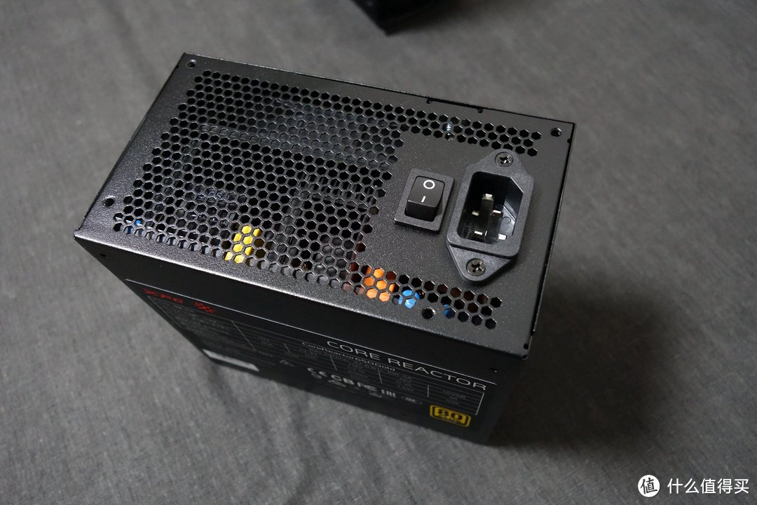 短身板有内涵,威刚XPG CR650G金牌全模组电源上手