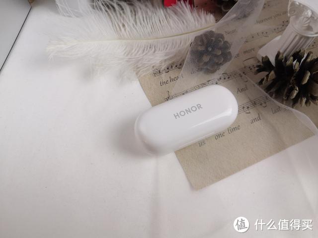媲美千元耳机,戴上它世界都安静了——荣耀FlyPods3轻体验
