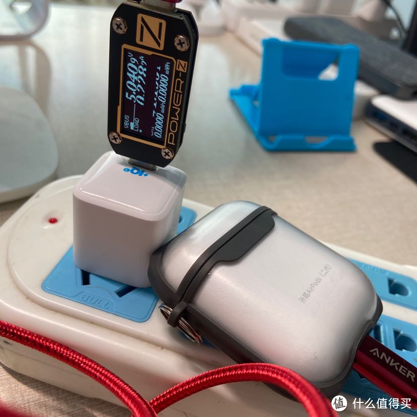 Anker3代拉车线+Nano18w快充套装：小巧精致又可独当一面