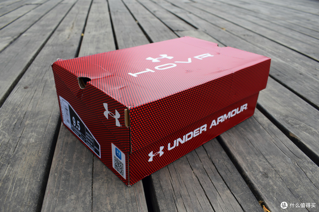 细品后才发现原来强如巨石—UA HOVR Machina跑鞋