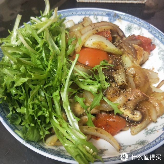 煎鸡胸拌菜