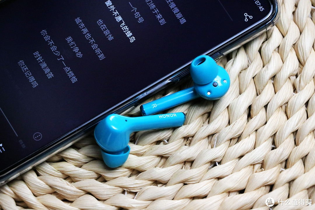 大风中通话依然清晰,荣耀FlyPods3使用一周聊聊体验