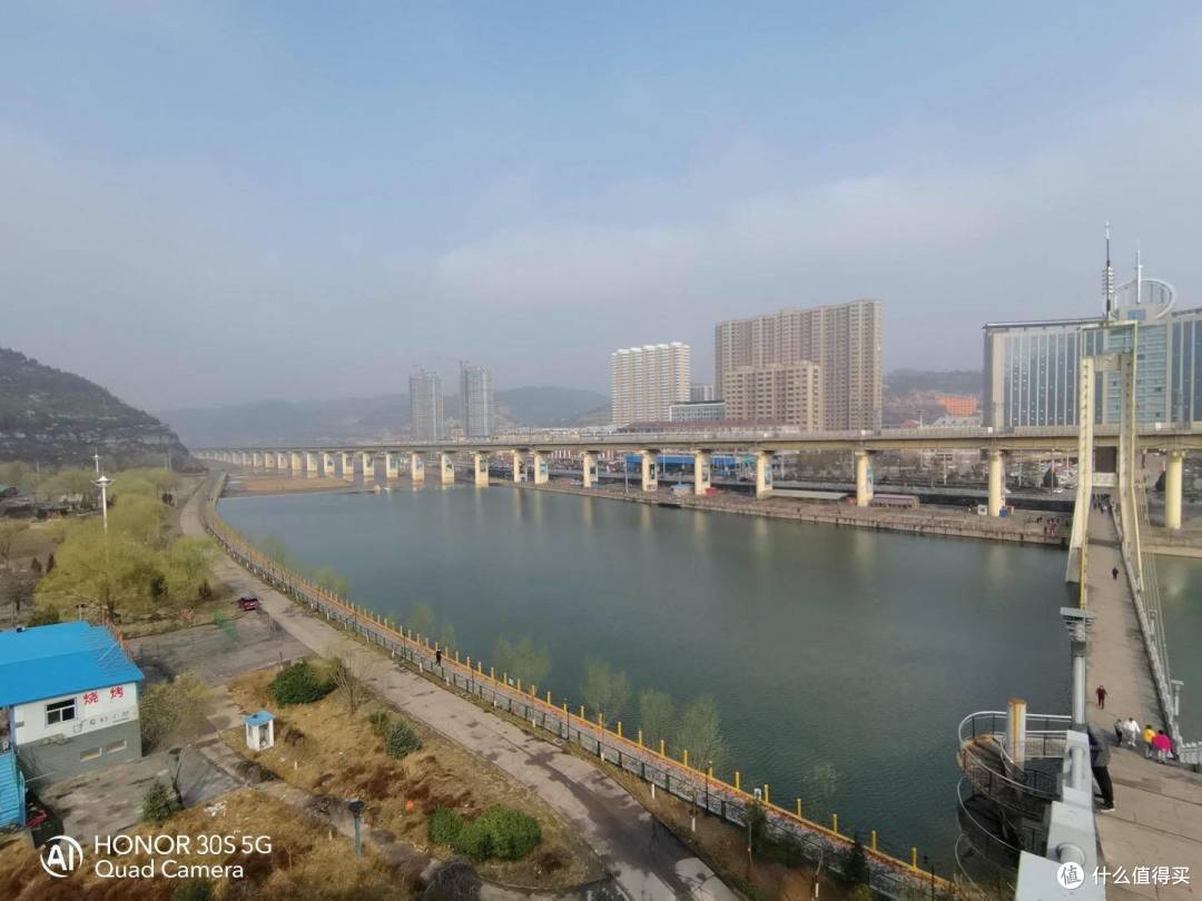 荣耀30S又把拍照玩出花,6400万全焦段AI四摄实测体验