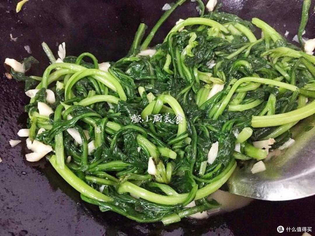 这菜我隔三差五就做一次,消食开胃,常吃还能通便利肺!