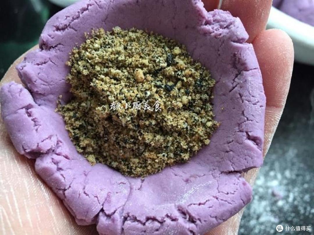 紫薯别再煮着吃了,试试这种新做法,软糯香甜,大人孩子抢着吃