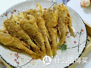 四月份的小黄花鱼非常鲜美,这样炸小黄花,凉了都酥脆