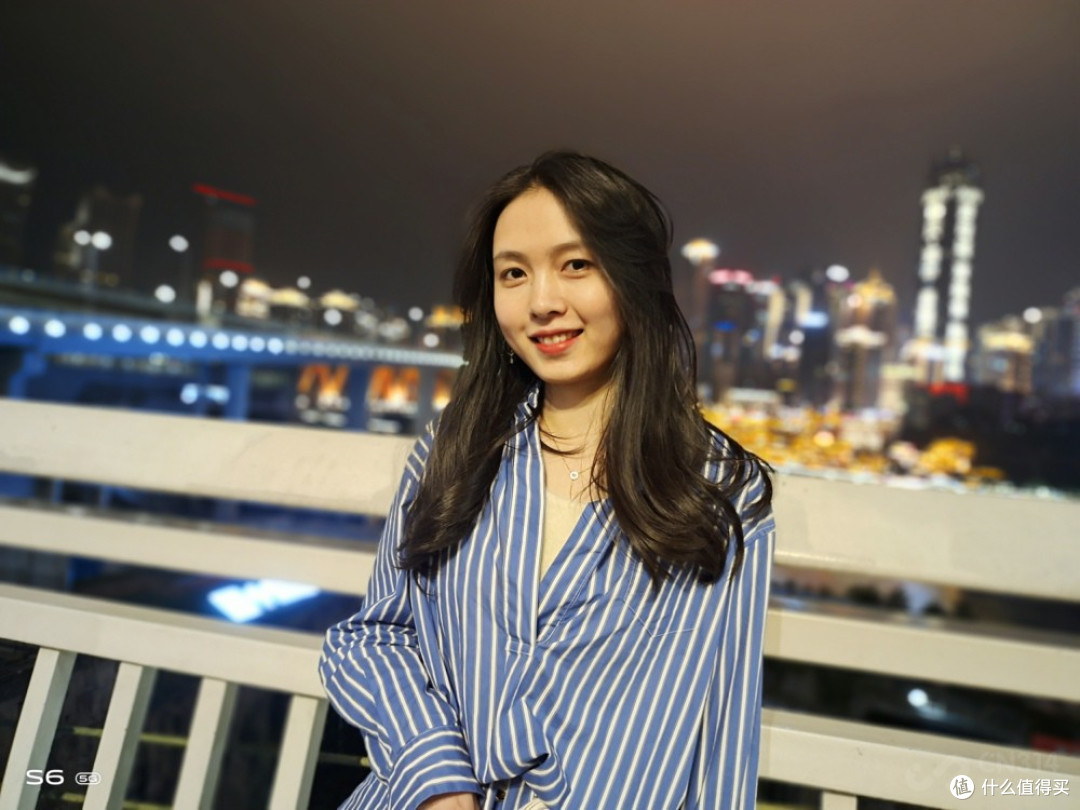 专为暗夜自拍而生的神器 全新5G时尚手机vivo S6评测