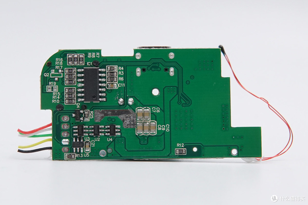 拆解报告：Benks邦克仕MFi认证 10000mAh 18W快充移动电源PBM01