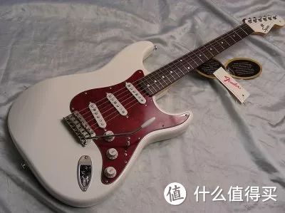 茶底谈琴之Squier：血统纯正的入门Strat/tele首选！