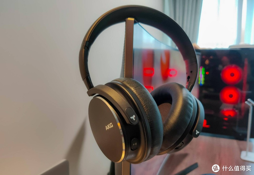 环境感知、专业降噪，AKG Y600NC耳机评测：快充后盾、通勤利器