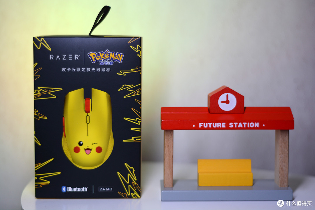 这也太可爱了吧!雷蛇|宝可梦皮卡丘限定款无线鼠标上手体验