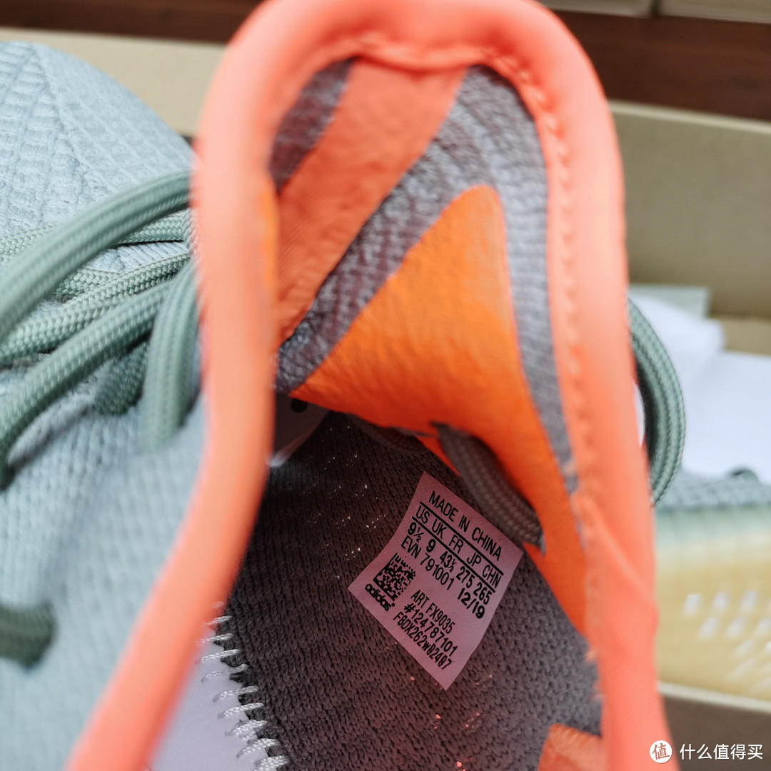 Adidas Yeezy 350 V2 Desert Sage 侧透满天星开箱测评真假对比