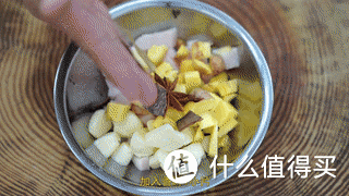 厨师长教你:“醋烧鲈鱼”的家常做法,口感鲜嫩味道很赞