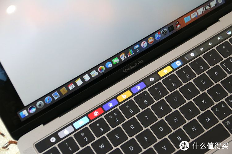 MacBook Pro创新不只Touch Bar，但我还需适应