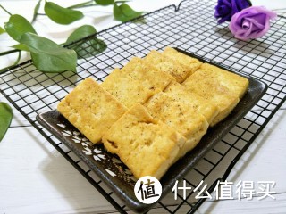 豆腐里含有多种的蛋白质，营养价值非常高