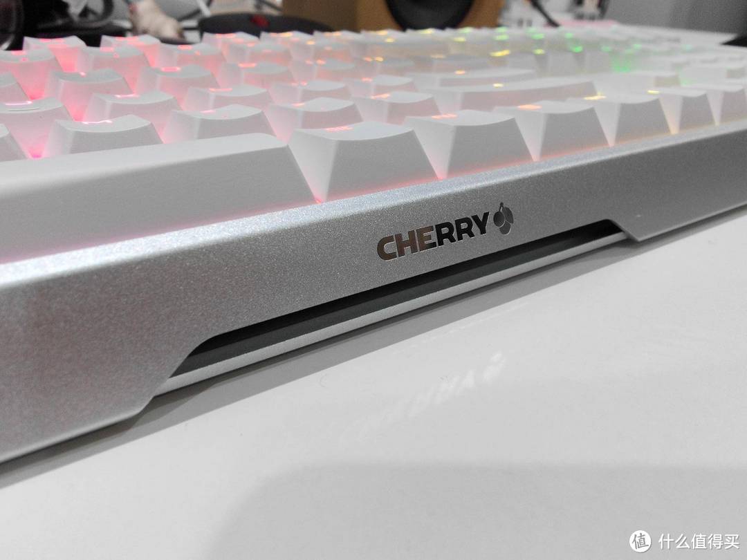 适合主流用户的“全能型”104键机械键盘 - Cherry MX Board 3.0S评测报告