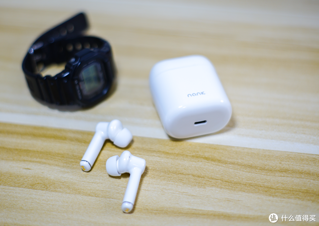 比苹果AirPods Pro大一圈的国产降噪耳机如何？南卡A1上手体验