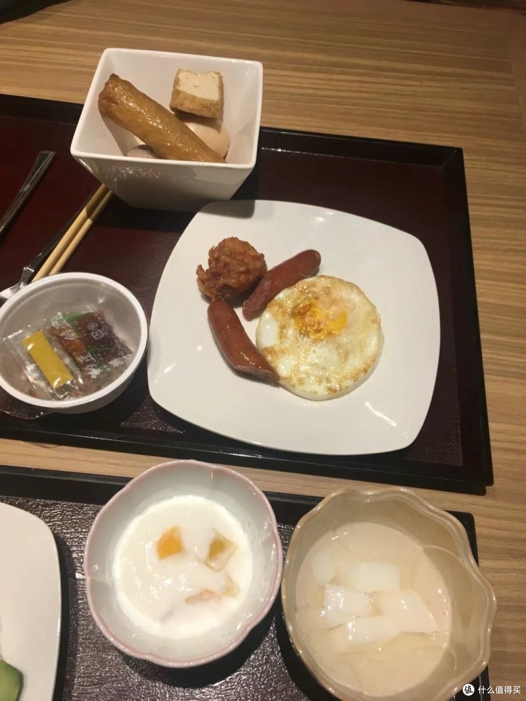 酒店的早餐,纳豆不好吃,杏仁牛奶也不好吃